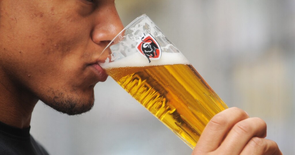 Dans les petits cafés, la pils n’est plus rentable : il faudrait vendre la Jup’ à 4 euros Dans les petits cafés, la pils n’est plus rentable : il faudrait vendre la Jup’ à 4 euros