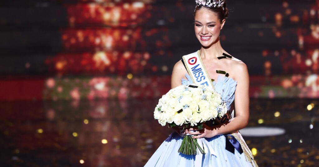 Élue récemment, Miss France fait déjà face à de vives controverses Élue récemment, Miss France fait déjà face à de vives controverses