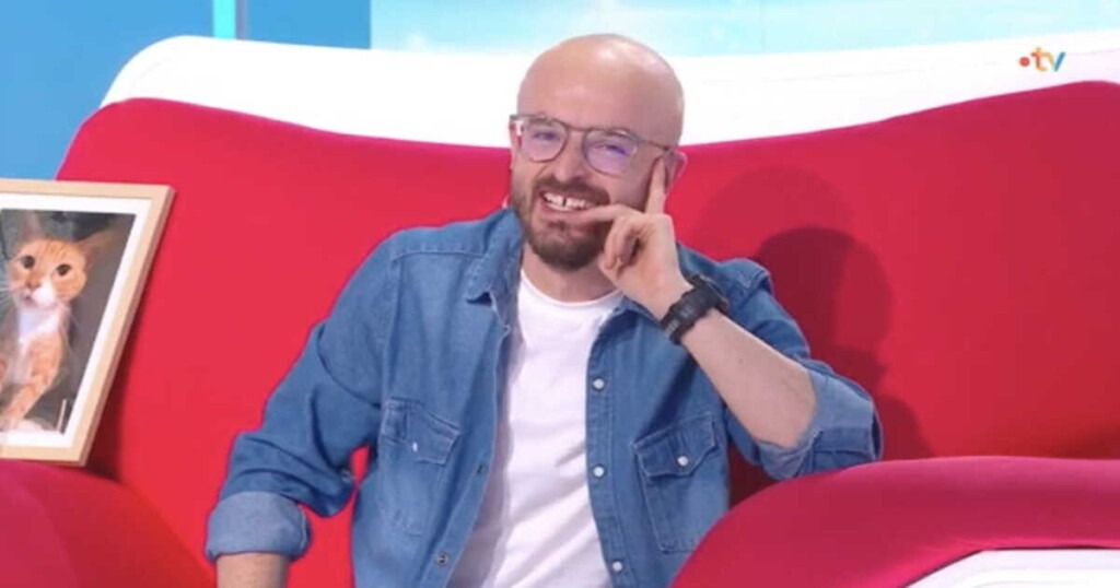 Cyril Féraud publie une photo de Vincent, champion de Tout le monde veut prendre sa place, avec des cheveux méconnaissable Cyril Féraud publie une photo de Vincent, champion de Tout le monde veut prendre sa place, avec des cheveux méconnaissable