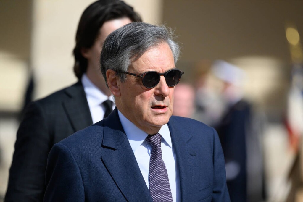 Un proche de François Fillon observe froidement qu’il s’est isolé Un proche de François Fillon observe froidement qu’il s’est isolé