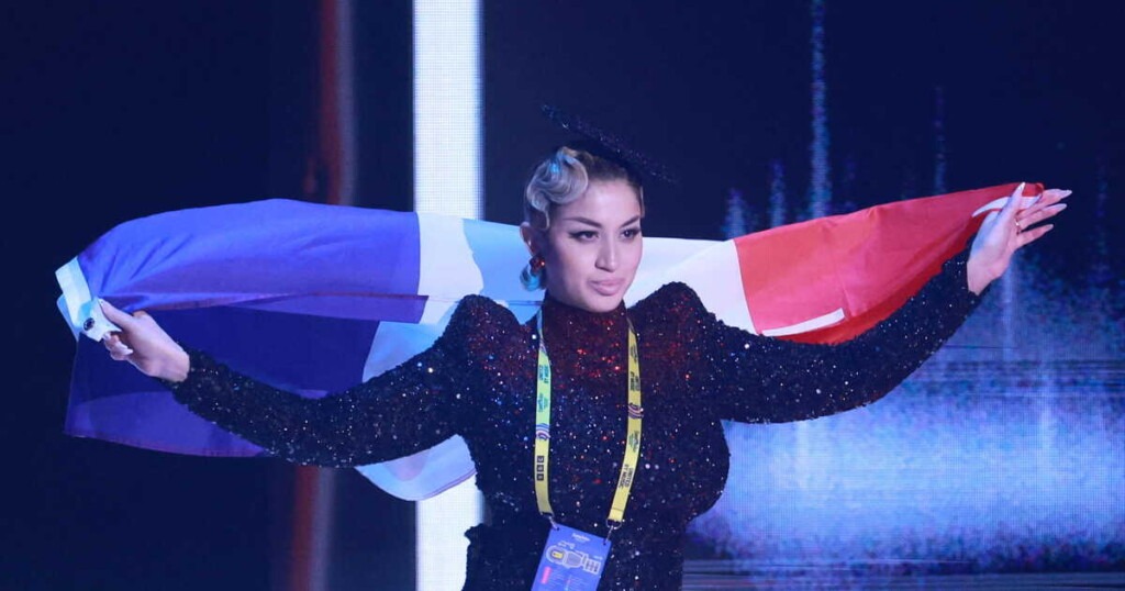 La Zarra parle du retour à l’école de sa fille et des défis post-Eurovision 2023 qu’elle a relevés La Zarra parle du retour à l’école de sa fille et des défis post-Eurovision 2023 qu’elle a relevés