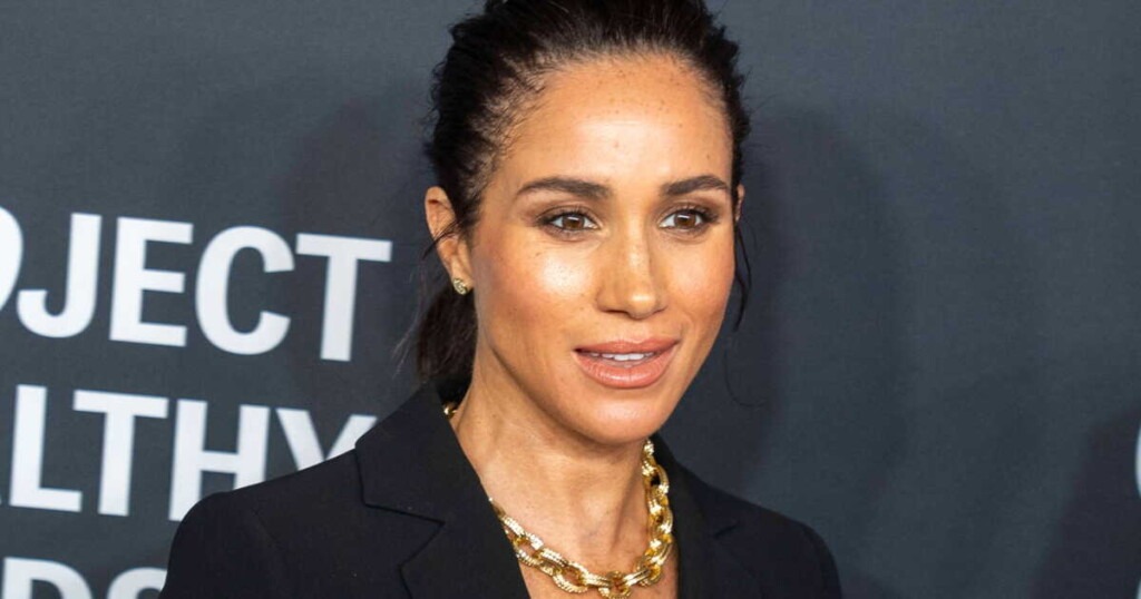Meghan Markle écrit une lettre de soutien à son père amputé pour lui tendre la main Meghan Markle écrit une lettre de soutien à son père amputé pour lui tendre la main