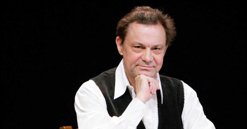 Philippe Caubère, acteur de La Gloire de mon père et Le Château de ma mère, est accusé de proxénétisme Philippe Caubère, acteur de La Gloire de mon père et Le Château de ma mère, est accusé de proxénétisme