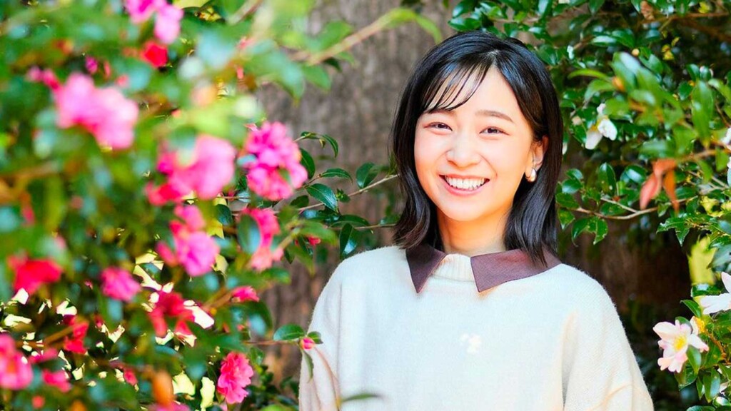La princesse Kako fête ses 31 ans entourée de camélias d’hiver La princesse Kako fête ses 31 ans entourée de camélias d’hiver