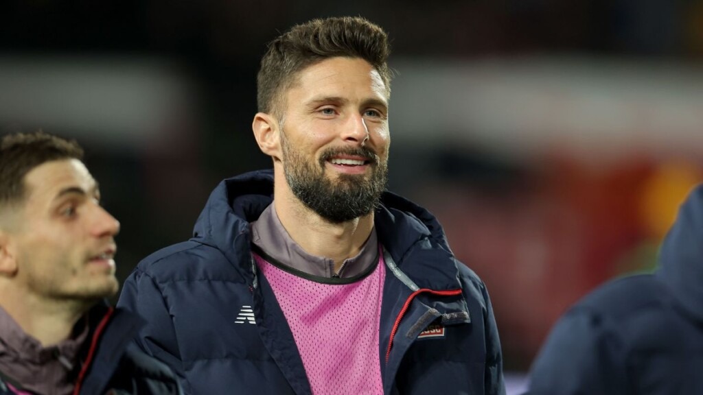 Un énorme bug en direct a figé Olivier Giroud, suscitant l’hilarité de Nagui et Santa Un énorme bug en direct a figé Olivier Giroud, suscitant l’hilarité de Nagui et Santa