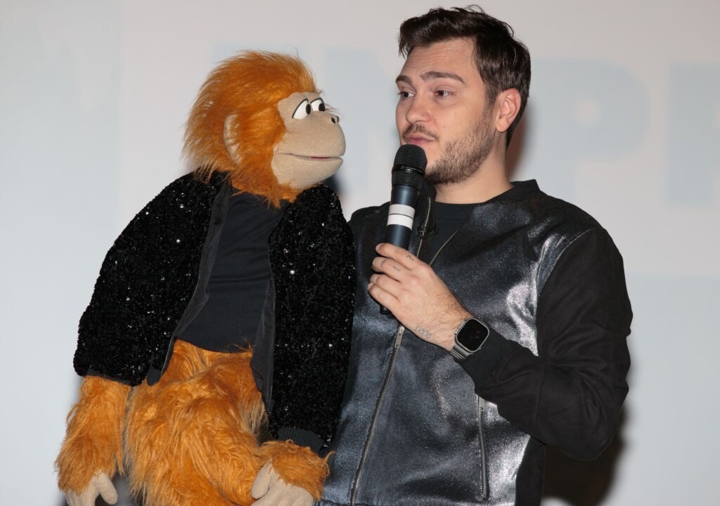 Jeff Panacloc, mon futur époux, a enfin retrouvé l’amour Jeff Panacloc, mon futur époux, a enfin retrouvé l’amour