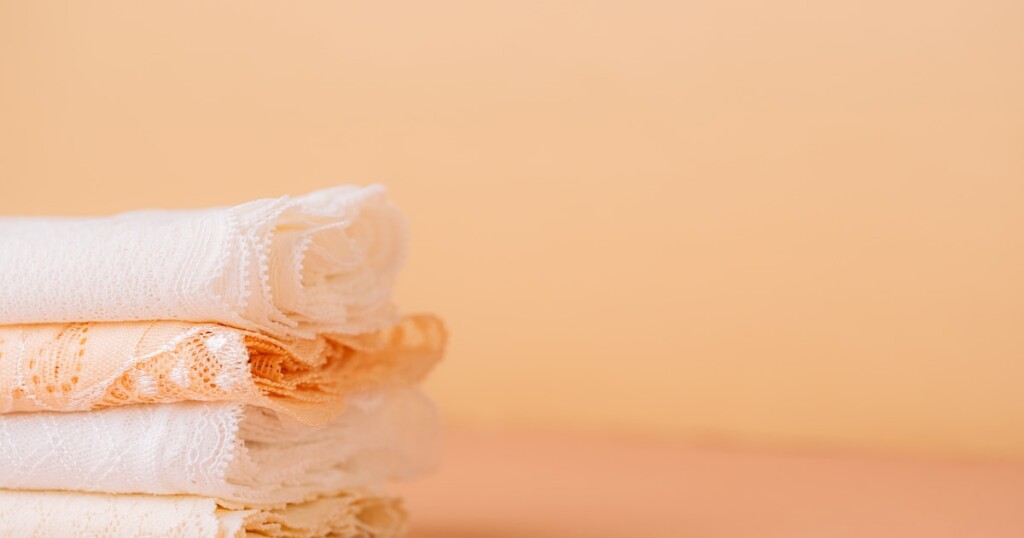 Un célèbre tissu vintage revient en force avec un style unique et séduisant Un célèbre tissu vintage revient en force avec un style unique et séduisant