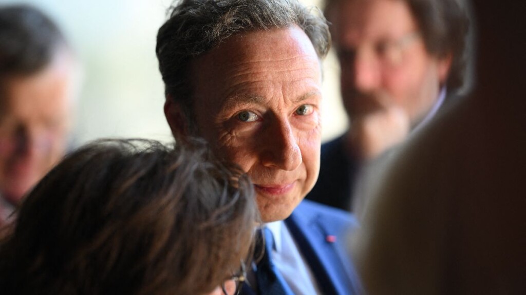 Danse avec les stars : Stéphane Bern interroge une voyante sur sa possible victoire Danse avec les stars : Stéphane Bern interroge une voyante sur sa possible victoire