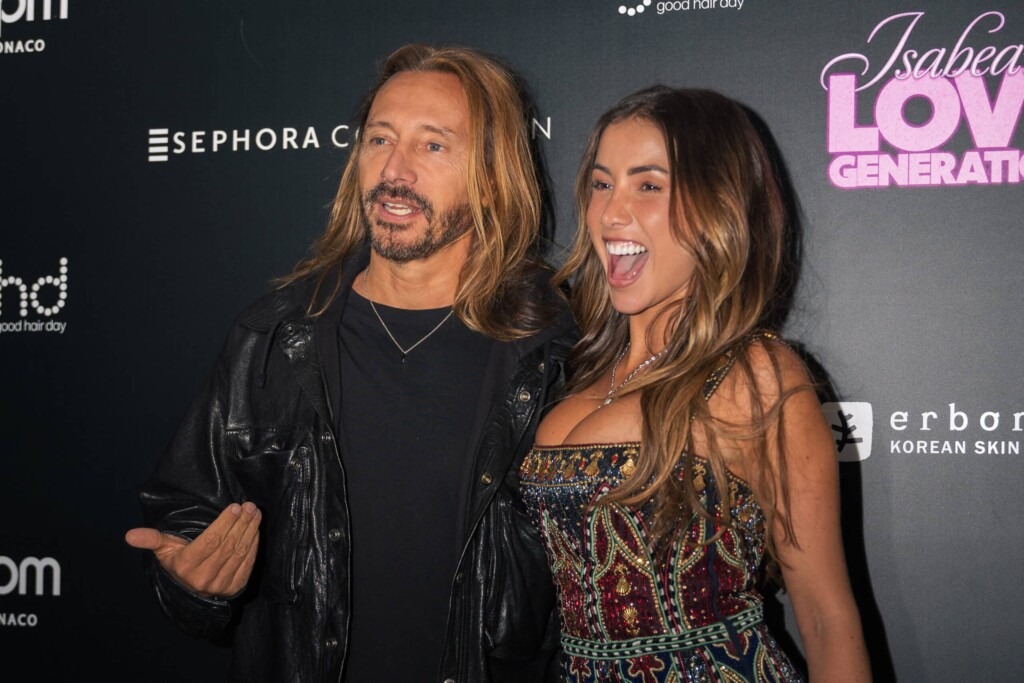 Isabeau Delatour et Bob Sinclar : inséparables, même lors de leur escapade à Saint-Barth Isabeau Delatour et Bob Sinclar : inséparables, même lors de leur escapade à Saint-Barth