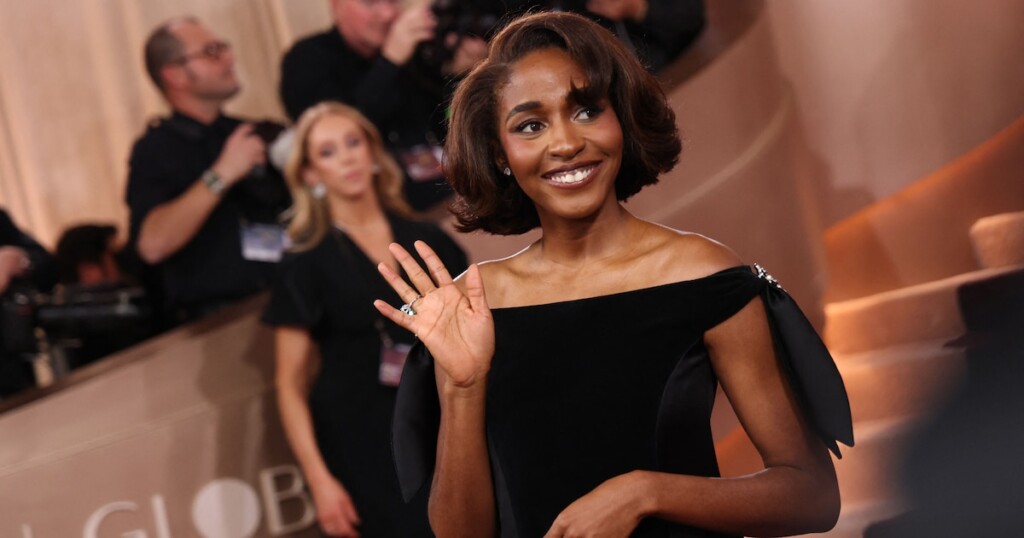 Découvrez les coiffures tendance de 2026 : fini le style ondulé Découvrez les coiffures tendance de 2026 : fini le style ondulé
