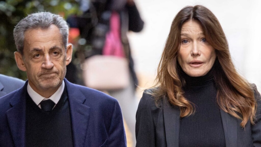 Carla Bruni attaque Anne Roumanoff, Nicolas Sarkozy impliqué : refus catégorique Carla Bruni attaque Anne Roumanoff, Nicolas Sarkozy impliqué : refus catégorique