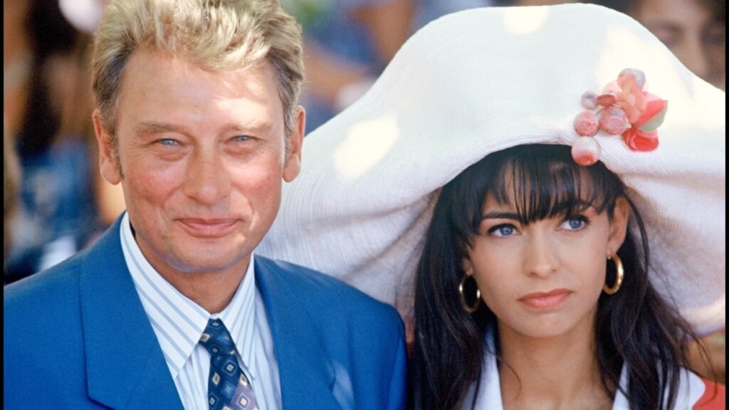 Adeline Blondieau dévoile des détails inédits sur son mariage avec Johnny Hallyday, critiqué vivement Adeline Blondieau dévoile des détails inédits sur son mariage avec Johnny Hallyday, critiqué vivement