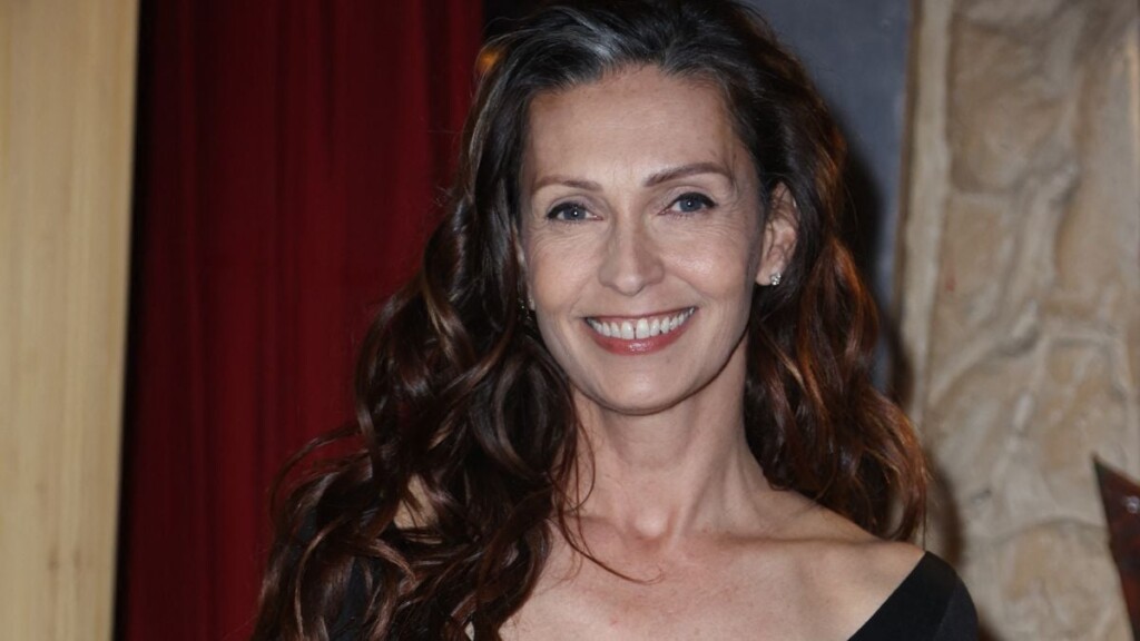 Adeline Blondieau parle de son mariage avec Johnny Hallyday : « C’était extrêmement violent » Adeline Blondieau parle de son mariage avec Johnny Hallyday : « C’était extrêmement violent »