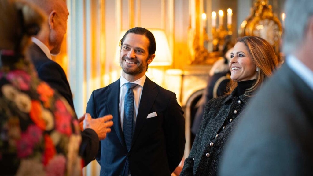 Les gouverneurs suédois sont reçus par la famille royale au palais royal de Stockholm Les gouverneurs suédois sont reçus par la famille royale au palais royal de Stockholm