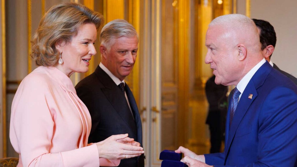 Malgré sa maladie, la reine Mathilde accompagne le roi Philippe pour les vœux au corps diplomatique Malgré sa maladie, la reine Mathilde accompagne le roi Philippe pour les vœux au corps diplomatique