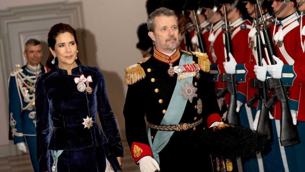 Le roi Frederik X et la reine Mary reçoivent des ambassadeurs étrangers au château de Christiansborg pour le Nouvel An Le roi Frederik X et la reine Mary reçoivent des ambassadeurs étrangers au château de Christiansborg pour le Nouvel An