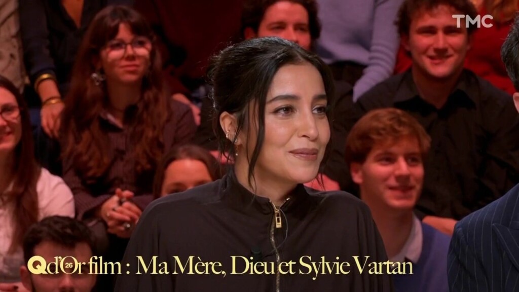 Leïla Bekhti s’émeut en parlant de sa mère : « Je suis très… » Leïla Bekhti s’émeut en parlant de sa mère : « Je suis très… »
