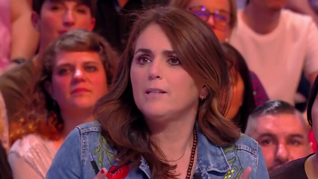 Valérie Benaïm partage avec émotion les défis de sa maladie dégénérative Valérie Benaïm partage avec émotion les défis de sa maladie dégénérative
